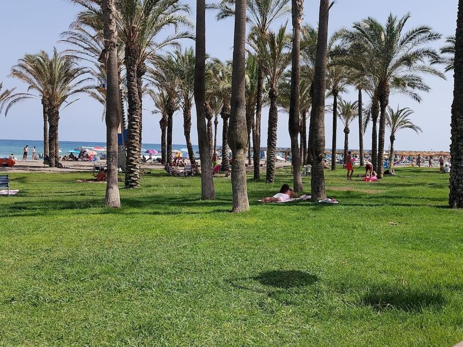 Lux. Frontbeach-Terrace. 5 Pools.Tv. 2 A.C.Netflix Benalmádena Exterior photo